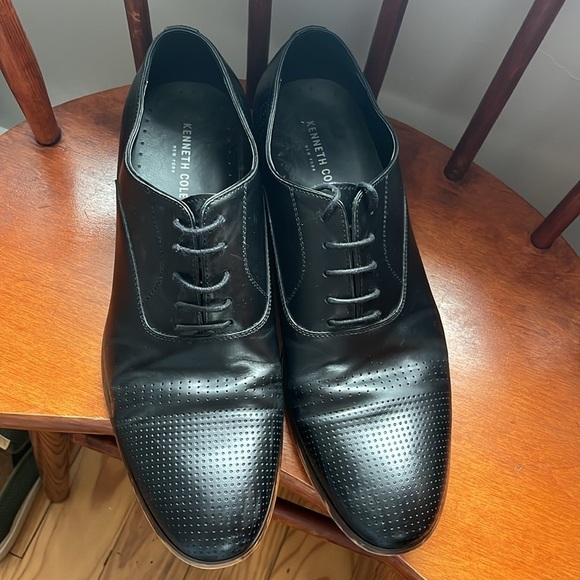 Kenneth Cole Shoes Men’s Dress Oxford Cha-Raid Black Leather Cap Toe Size 11 - Picture 8 of 10